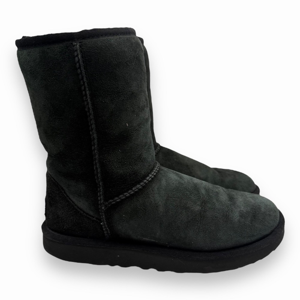 UGG Women's Boots Classic Short II Black Size 6